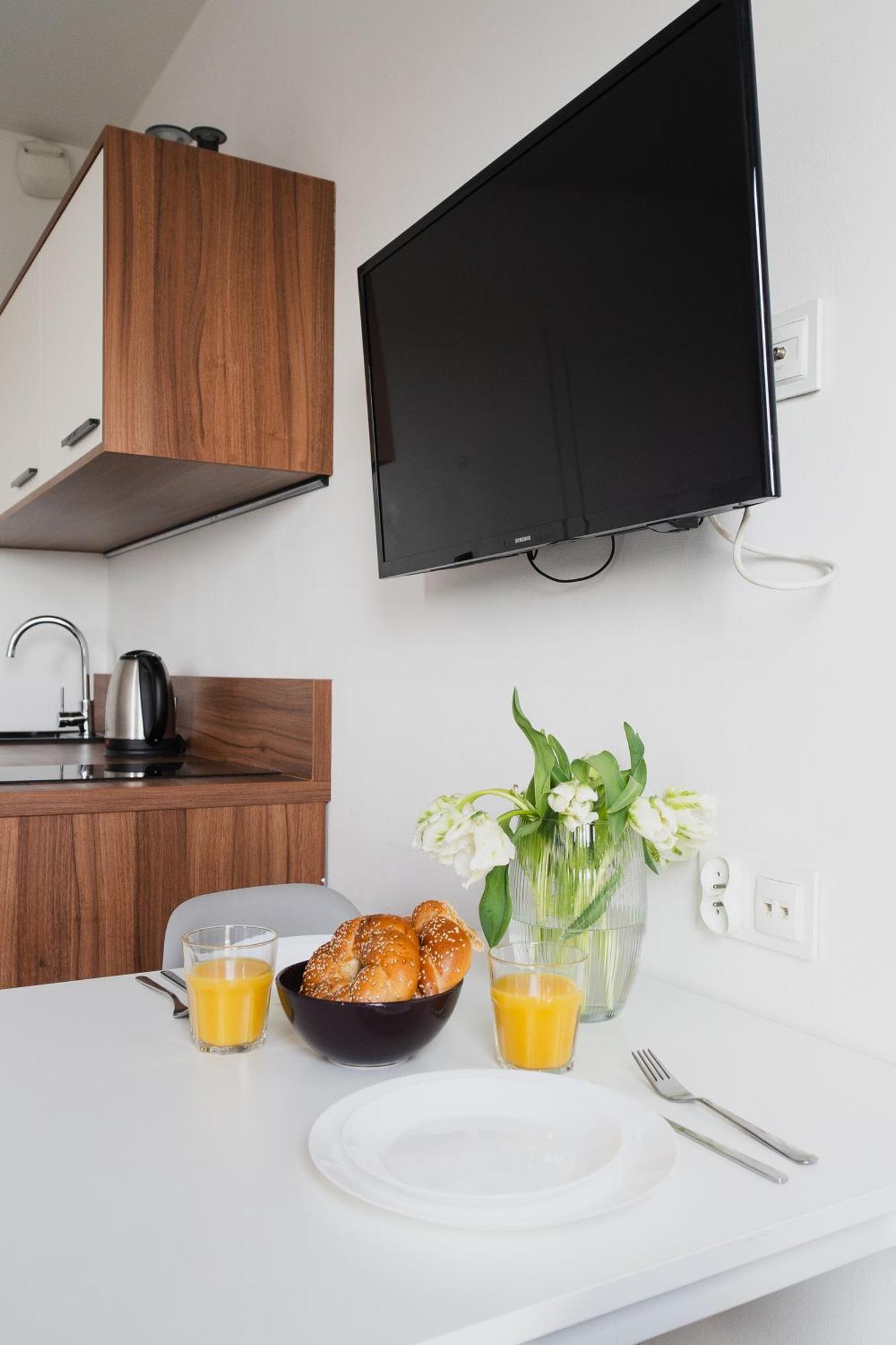 Totu Home Deluxe Apartments Browar Gdanski Buitenkant foto